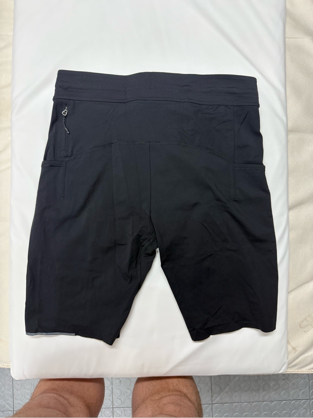 Lululemon Surge 8" Half Tight Men's Running Sz M - Picture 3 of 3